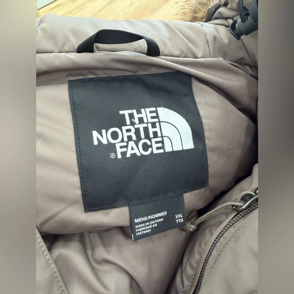 The North Face 600 Down Men's McMurdo Bomber Jacket